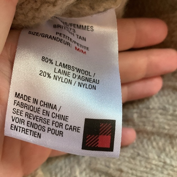 Woolrich Size M Petite Sweater Turtleneck Lambswool Beige Fall Winter Women’s - Picture 5 of 5